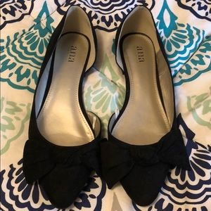 Like new black bow ballet flats
